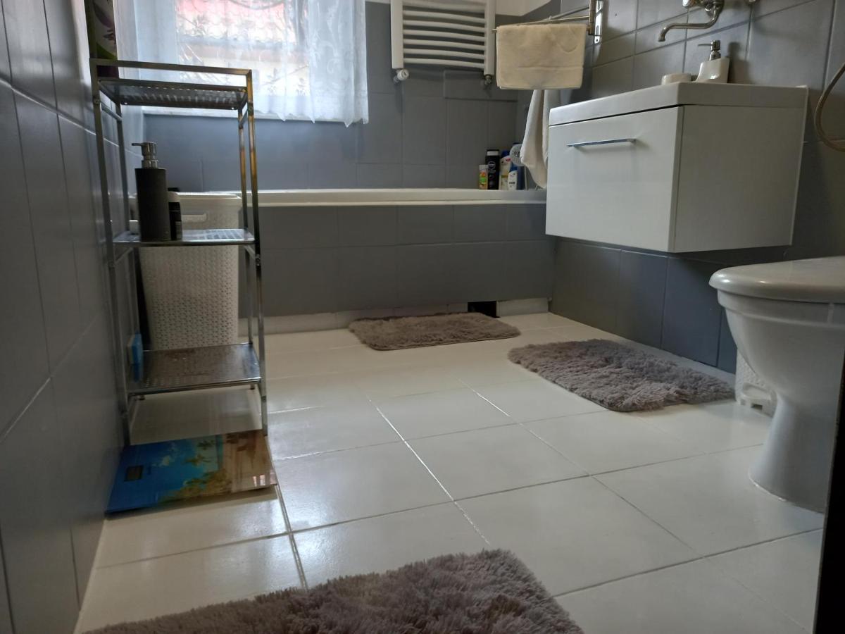 Pokoje Goscinne U Grazynki Nowy Sacz Exterior photo